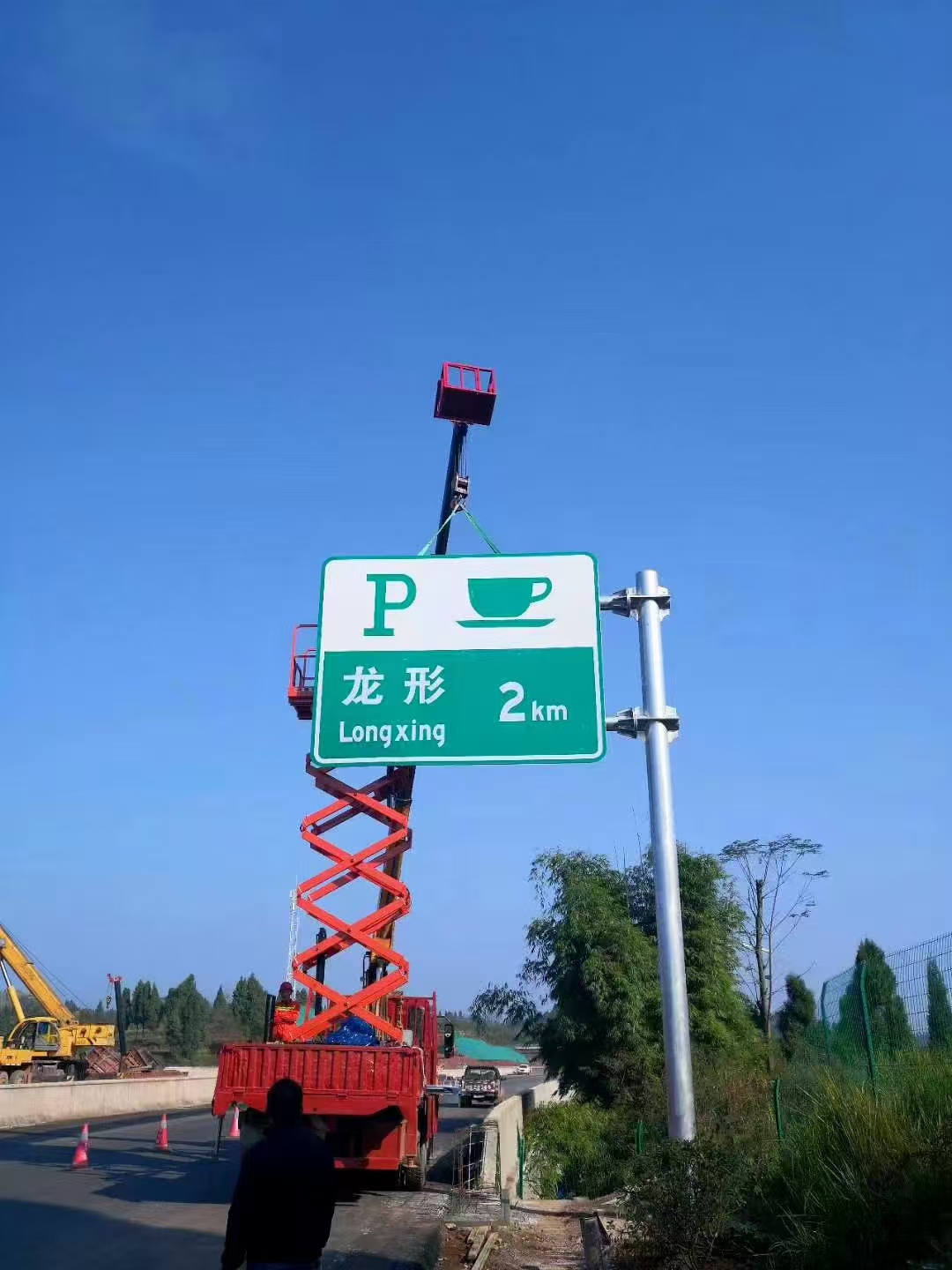 安阳市道路标志牌监控杆 - 一站式服务